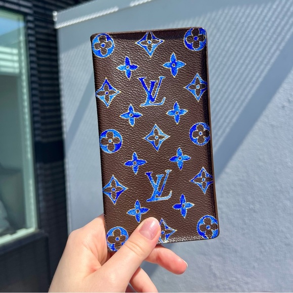 Louis Vuitton Monogram Porte Bifold Long
Wallet custom paint watercolor - Picture 11 of 13